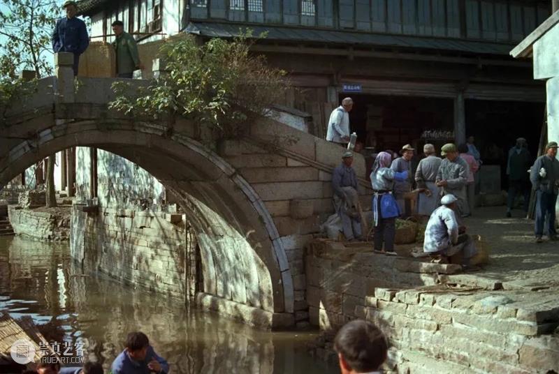 延伸阅读|金石声:“业余”身份的专业眼光 北京中间美术馆 崇真艺客